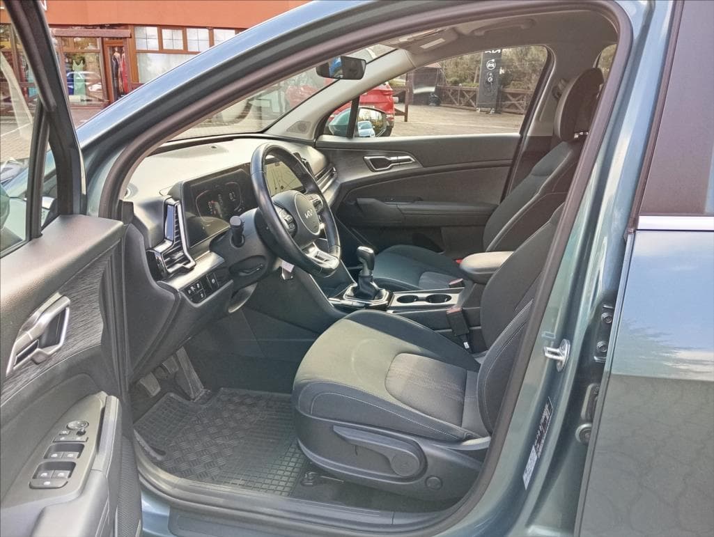 2022 Kia SPORTAGE - 15