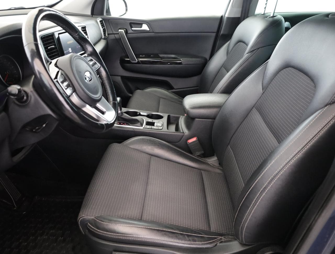 2020 Kia SPORTAGE - 13