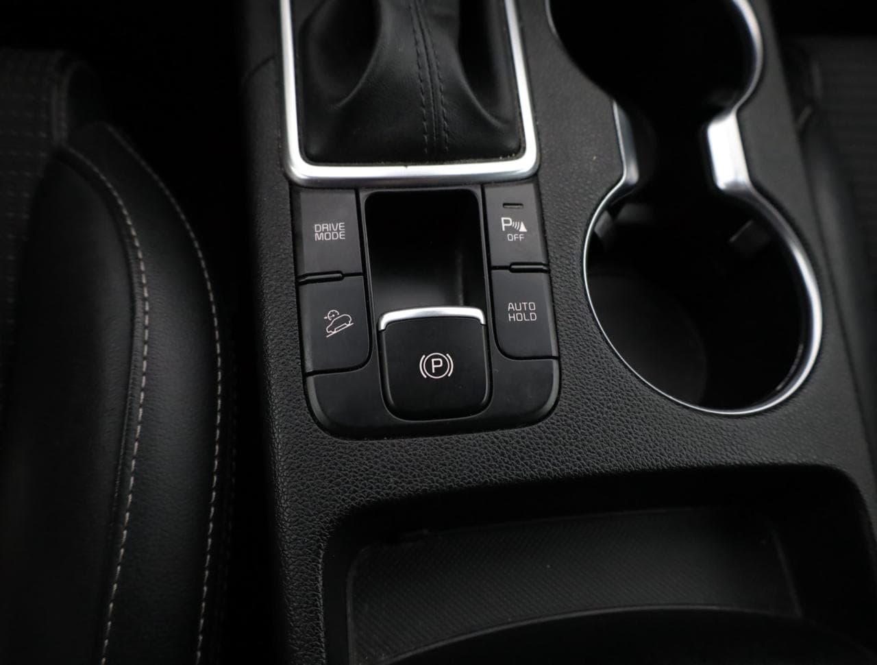 2020 Kia SPORTAGE - 18