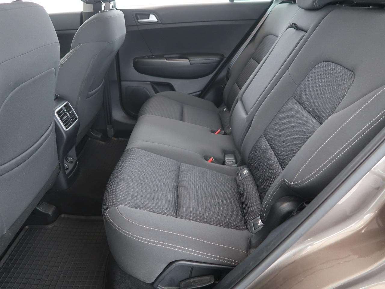 2016 Kia SPORTAGE - 27