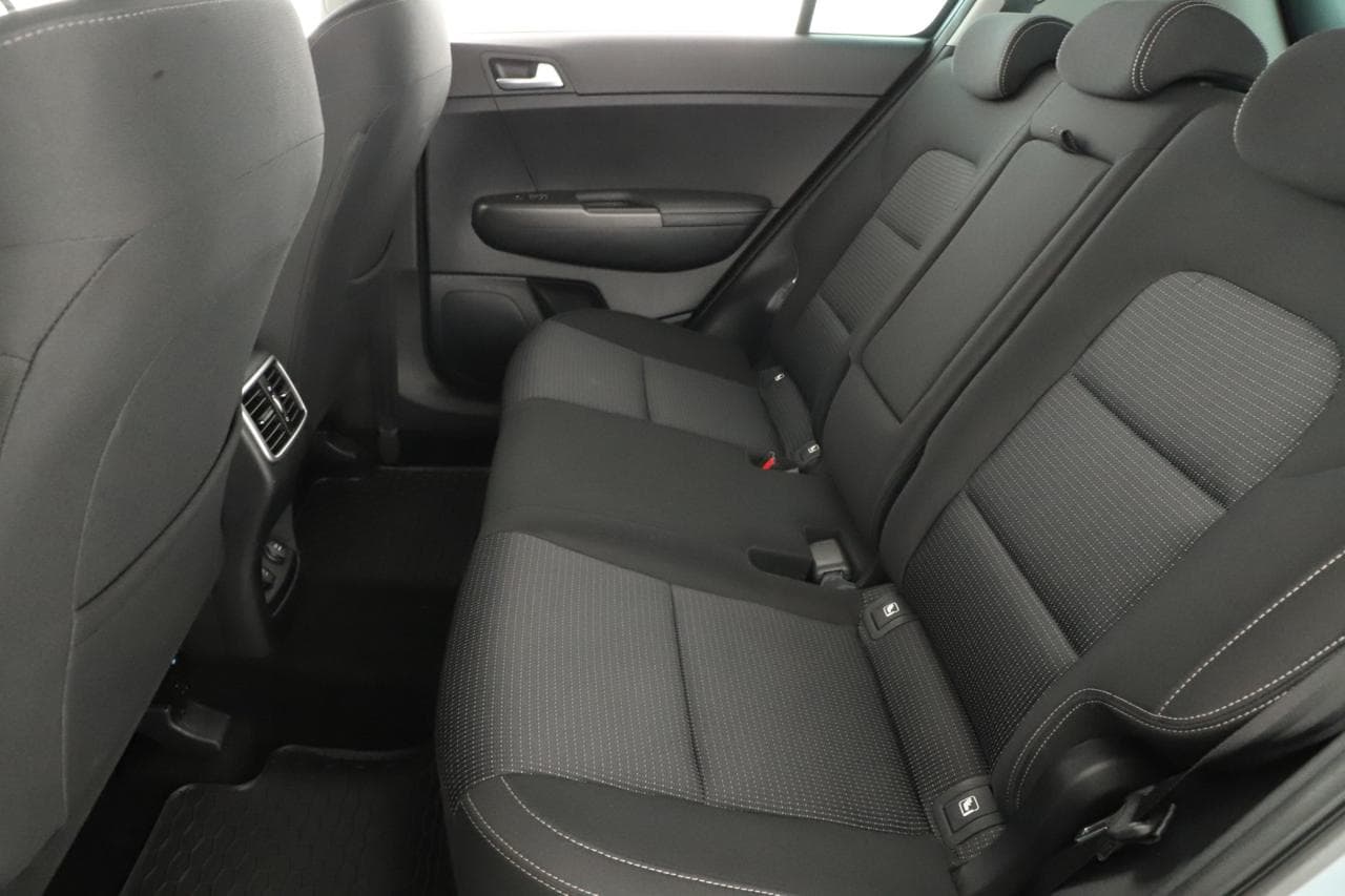 2020 Kia SPORTAGE - 22