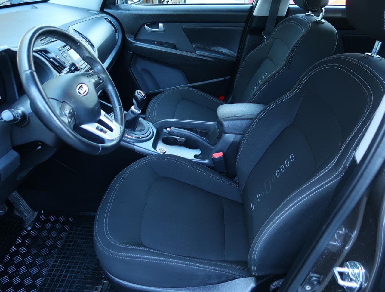 2011 Kia SPORTAGE - 30