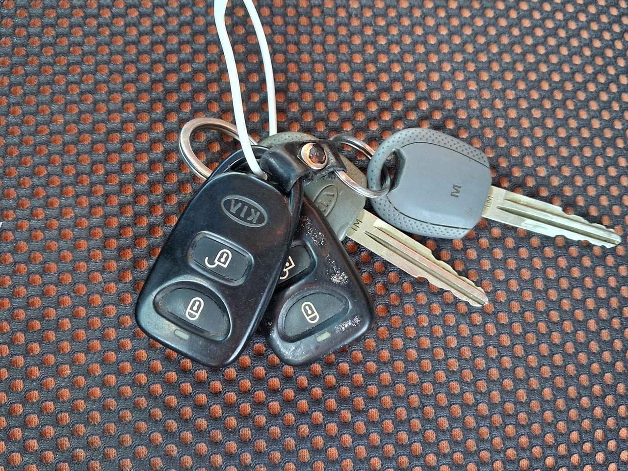 2005 Kia SPORTAGE - 30