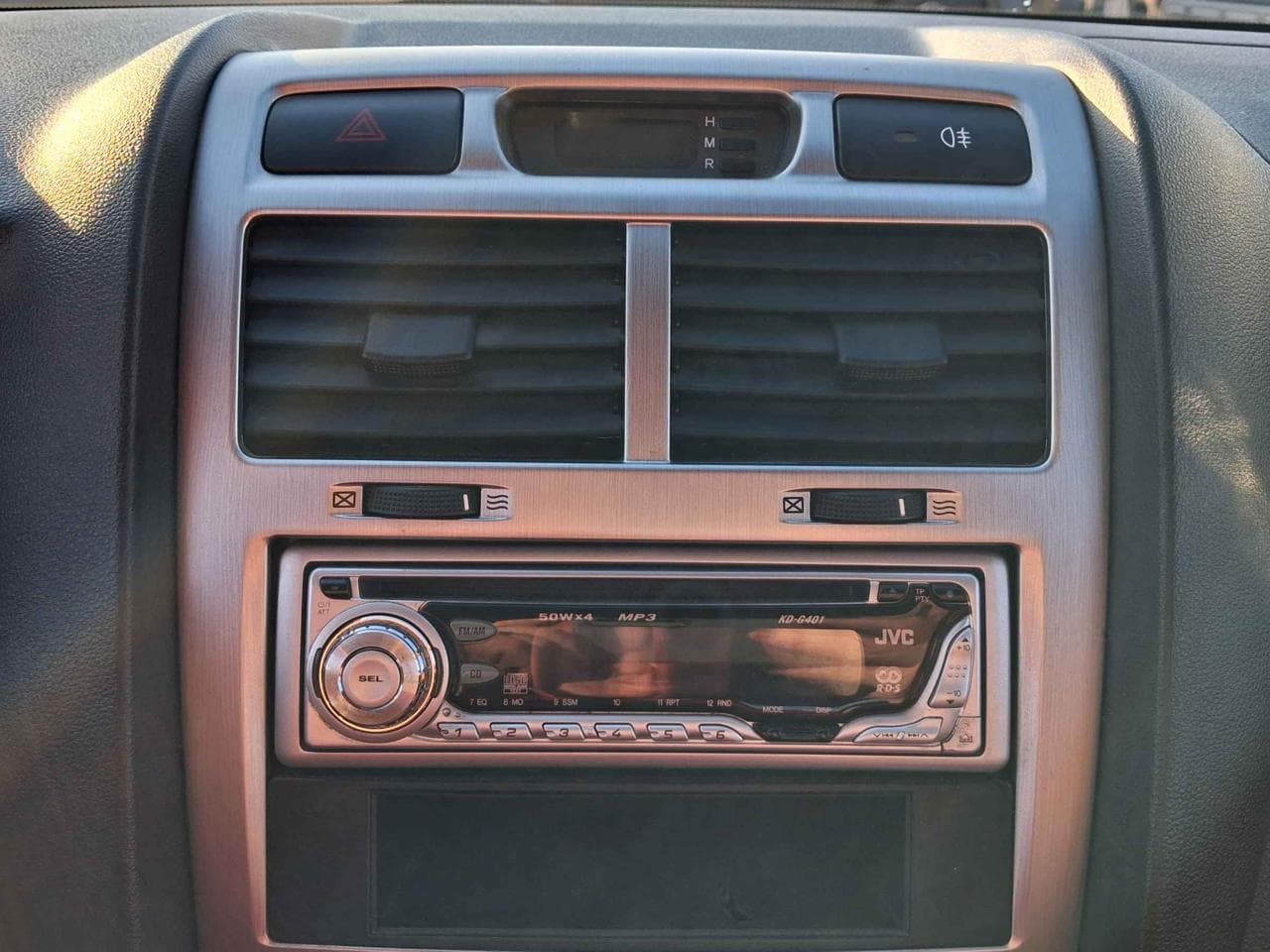 2005 Kia SPORTAGE - 23