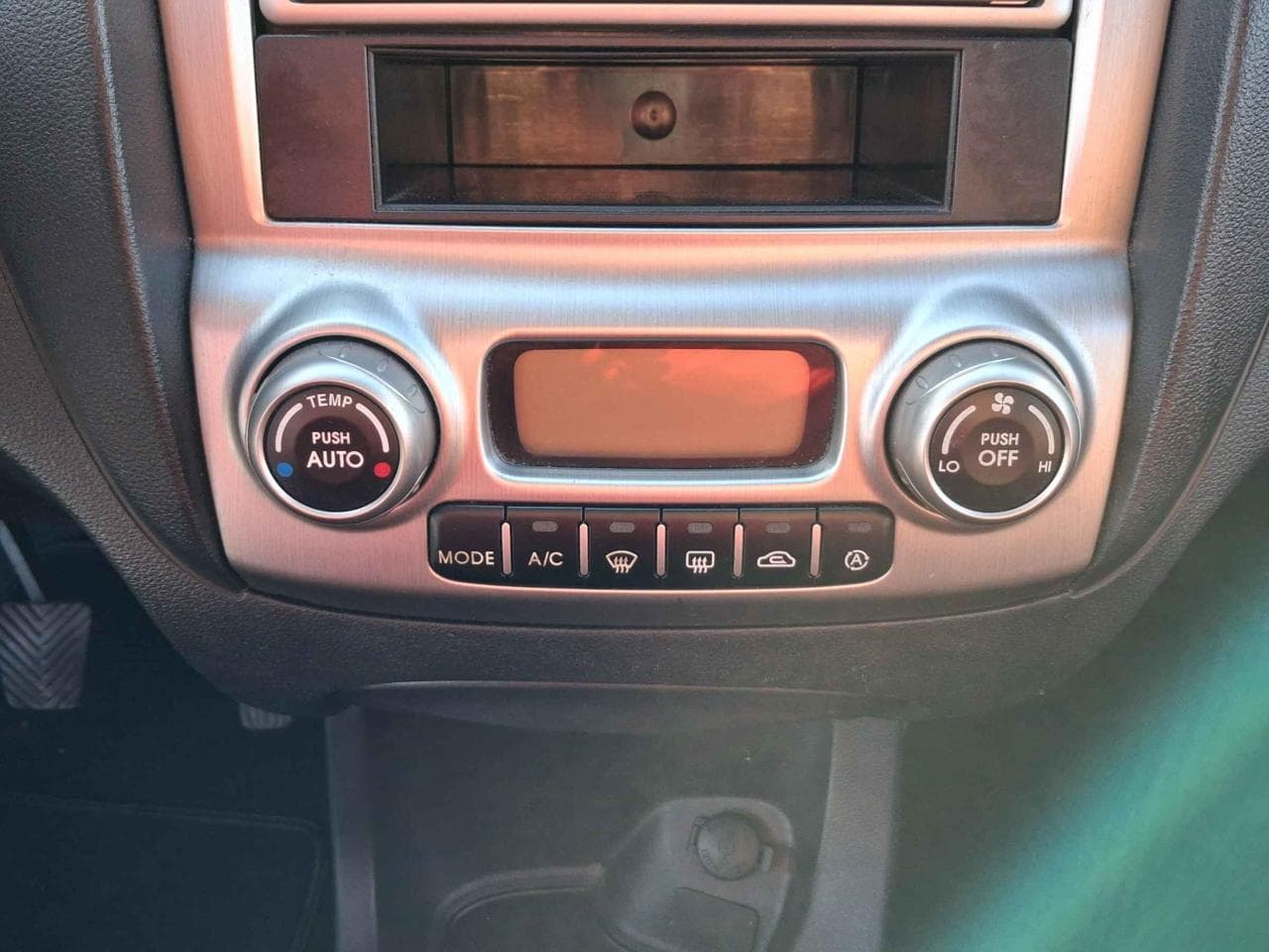 2005 Kia SPORTAGE - 25