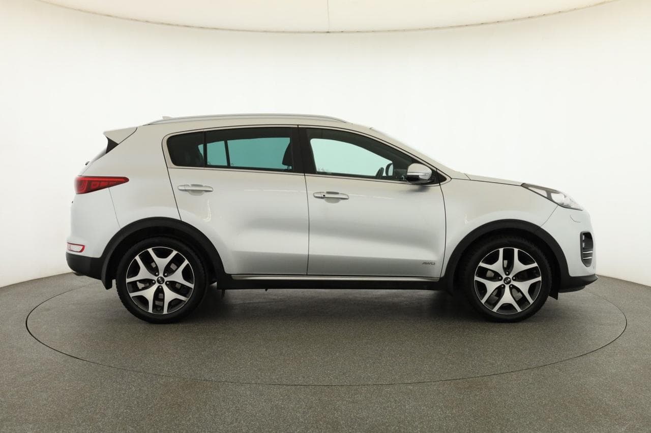 2018 Kia SPORTAGE - 12
