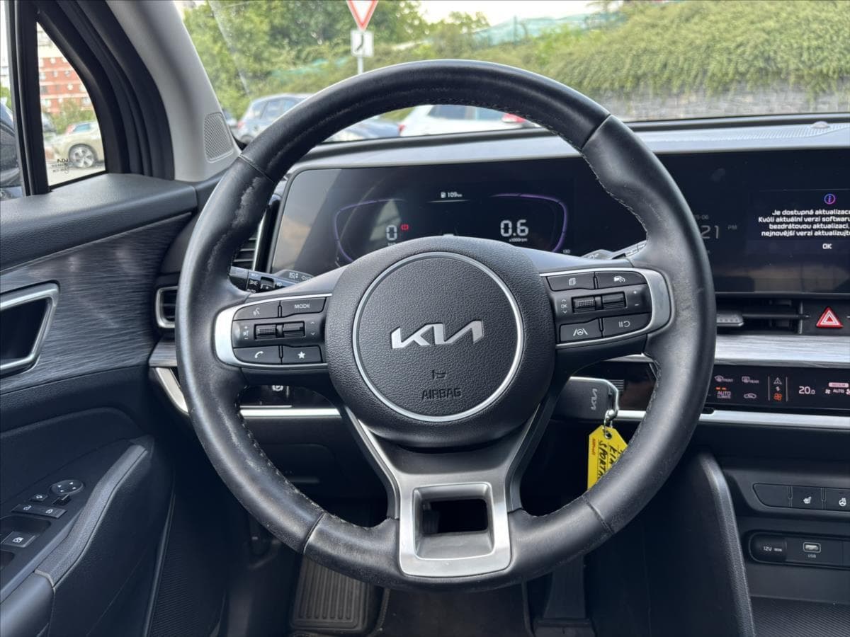 2024 Kia SPORTAGE - 16