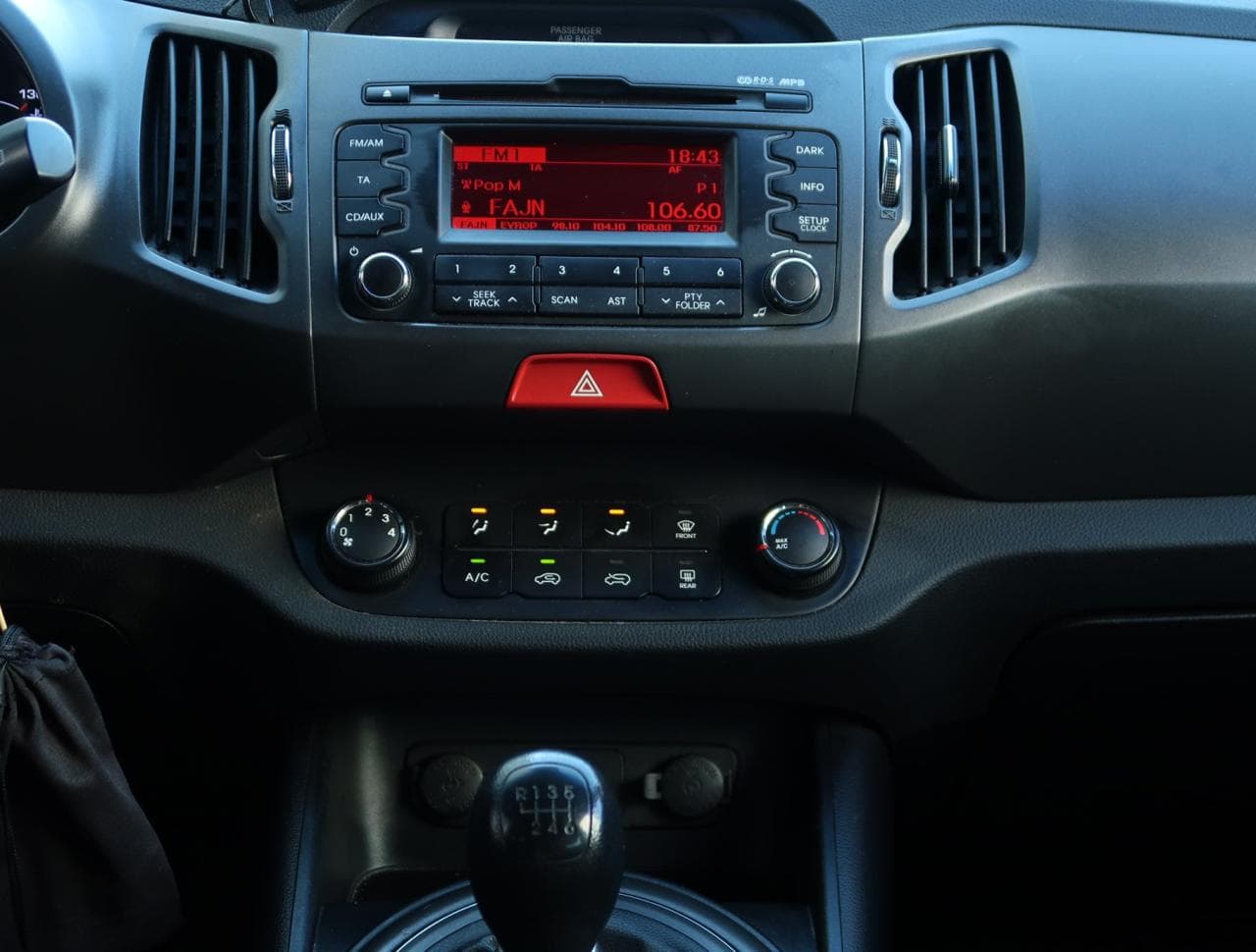 2011 Kia SPORTAGE - 18