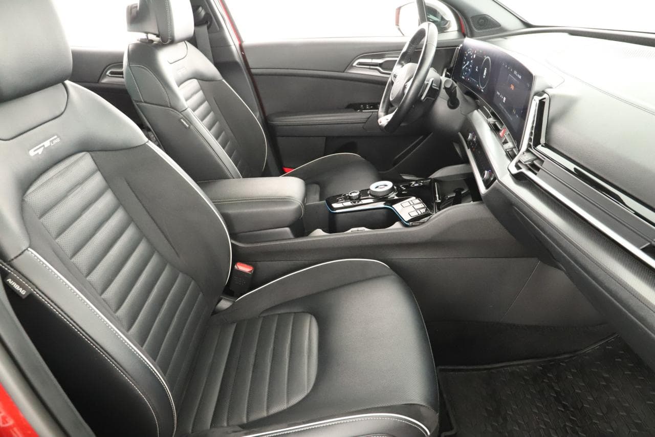 2023 Kia SPORTAGE - 18
