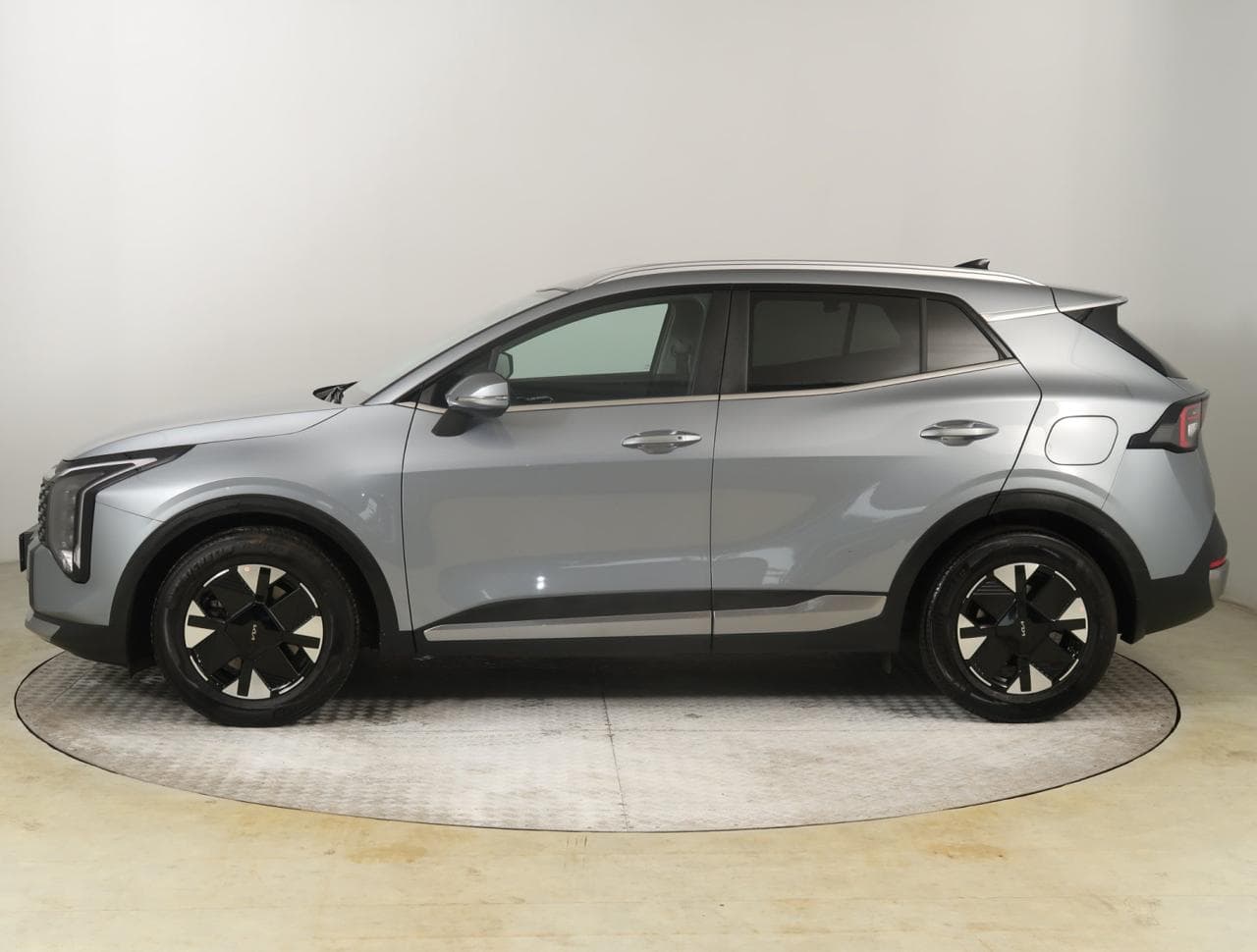 2025 Kia SPORTAGE - 4