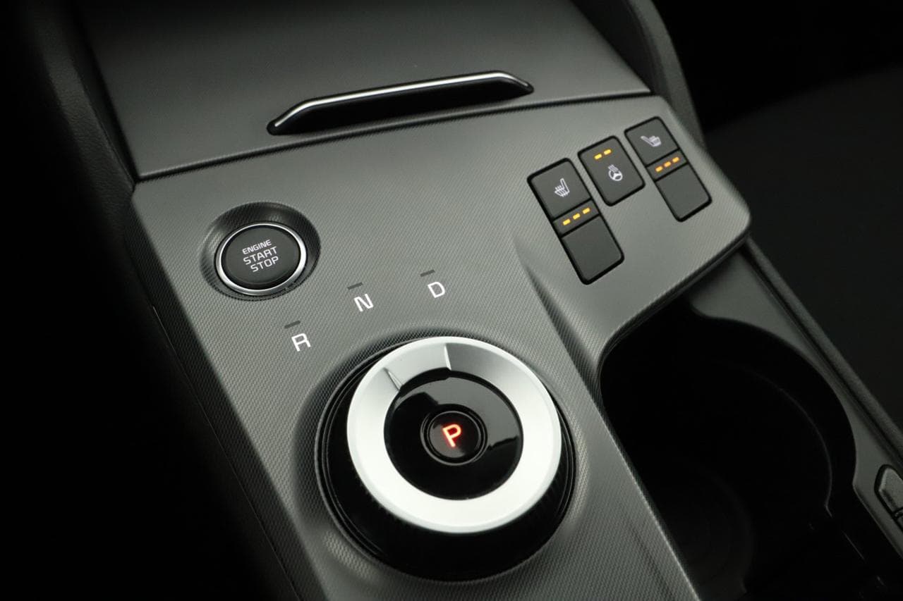 2025 Kia SPORTAGE - 17