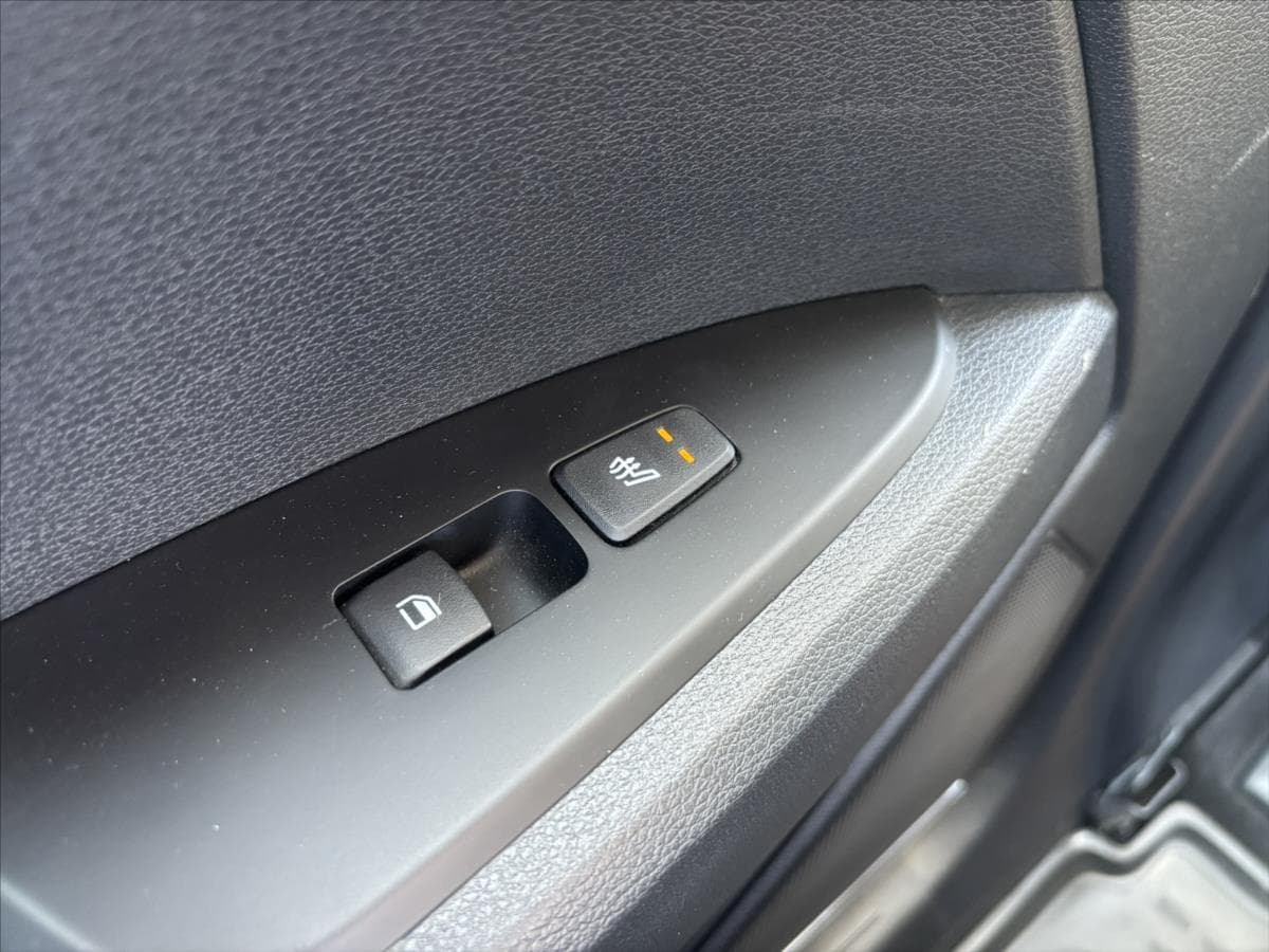 2024 Kia SPORTAGE - 13