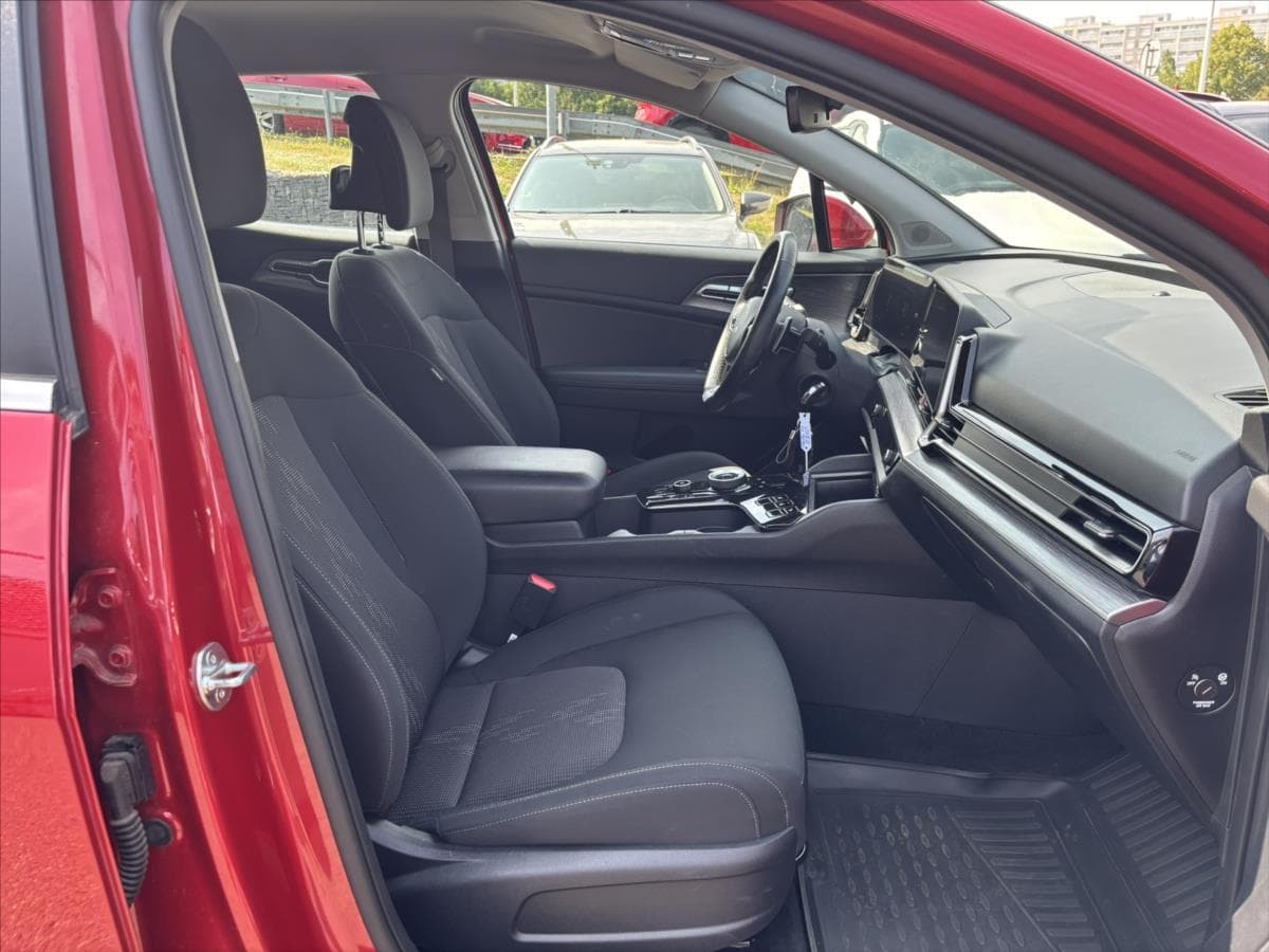 2024 Kia SPORTAGE - 16