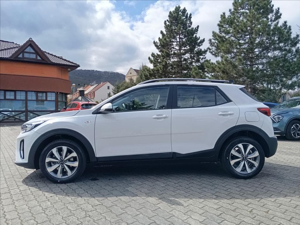 2025 Kia STONIC - 5