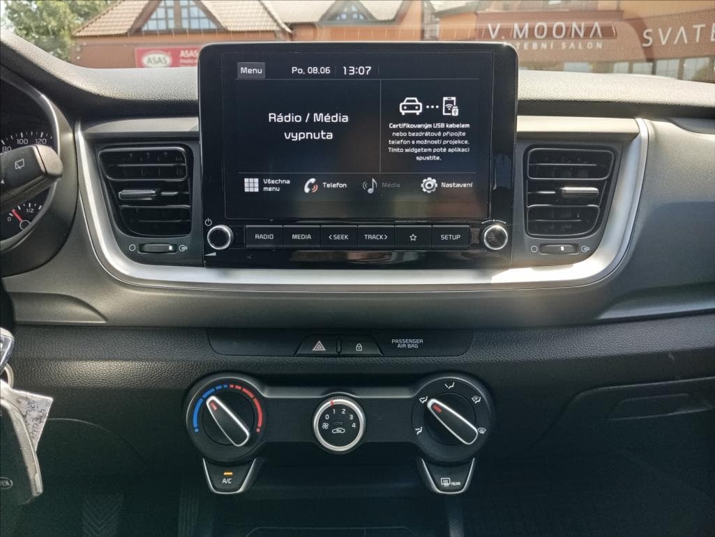2021 Kia STONIC - 18