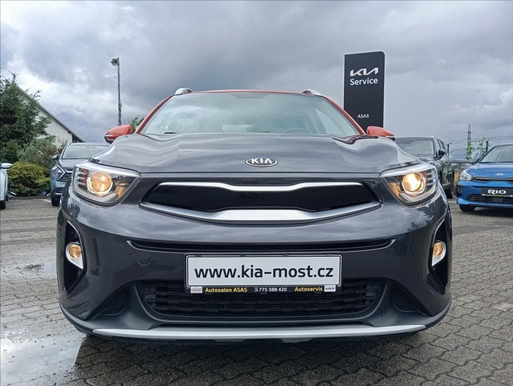 2019 Kia STONIC - 3