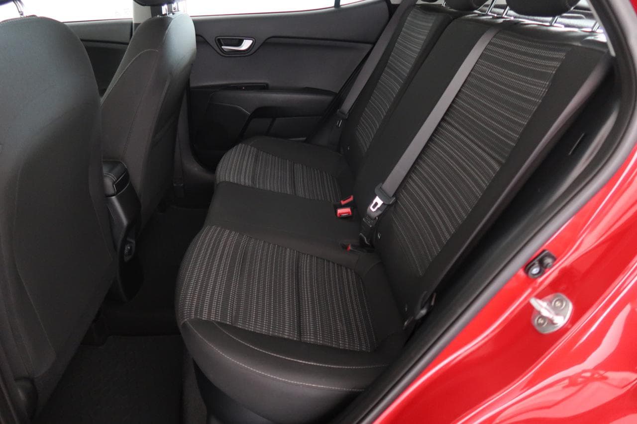 2019 Kia STONIC - 28