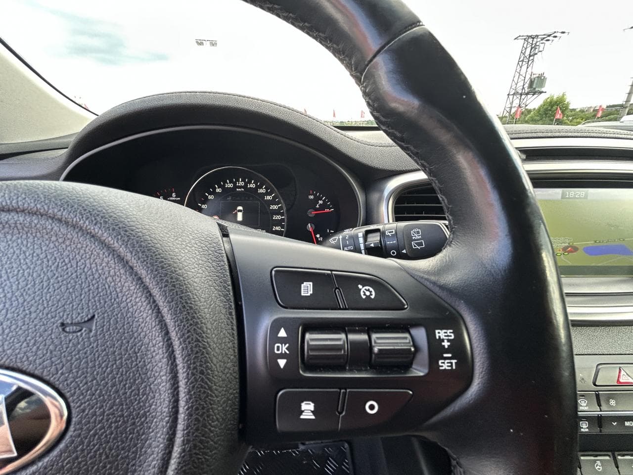 2019 Kia SORENTO - 20