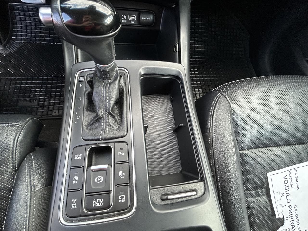 2019 Kia SORENTO - 14