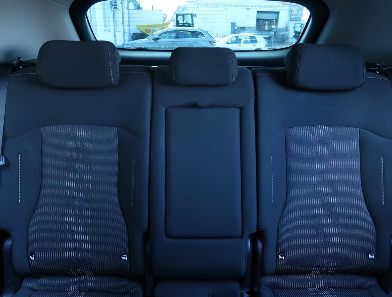 2022 Kia SPORTAGE - 14