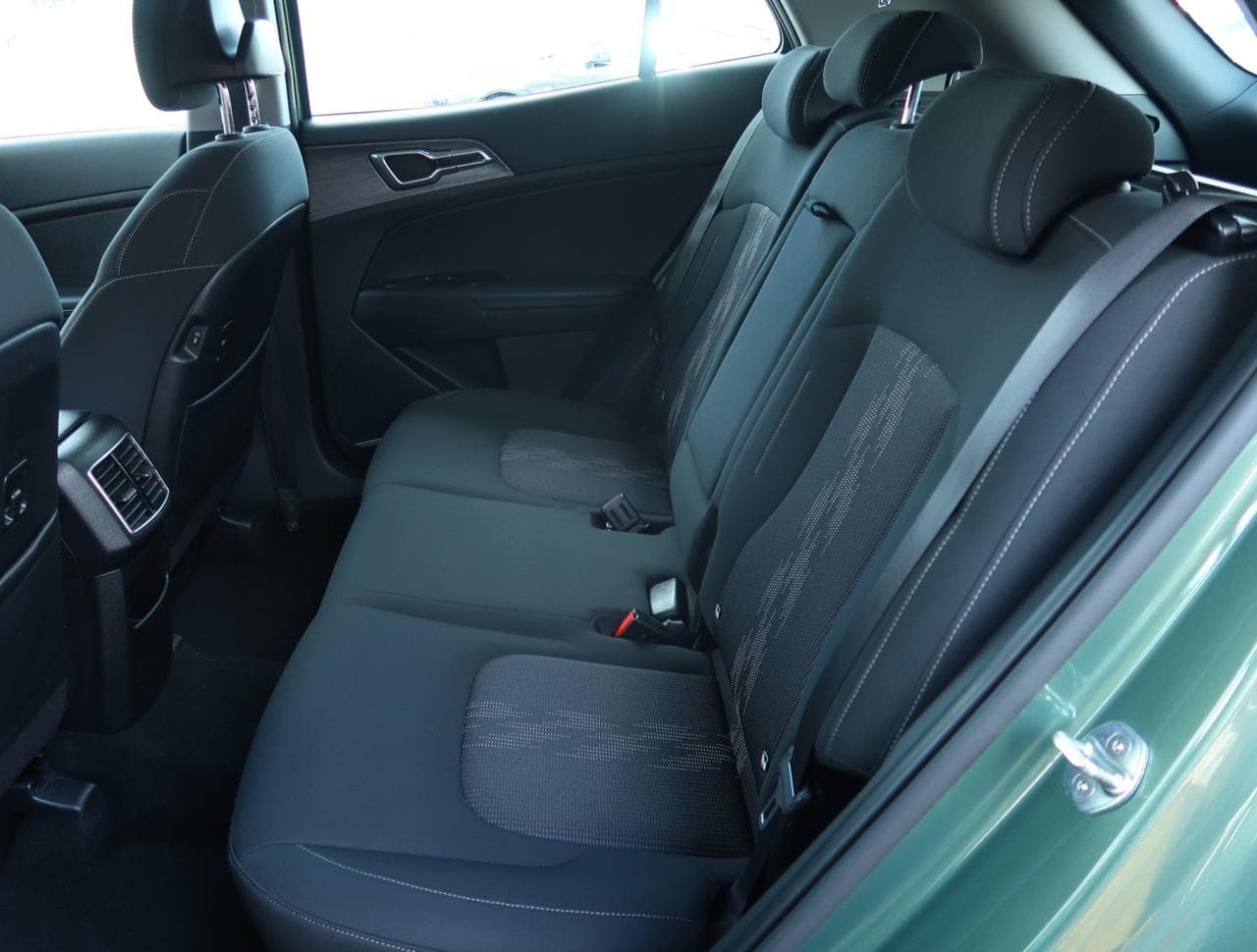 2022 Kia SPORTAGE - 15
