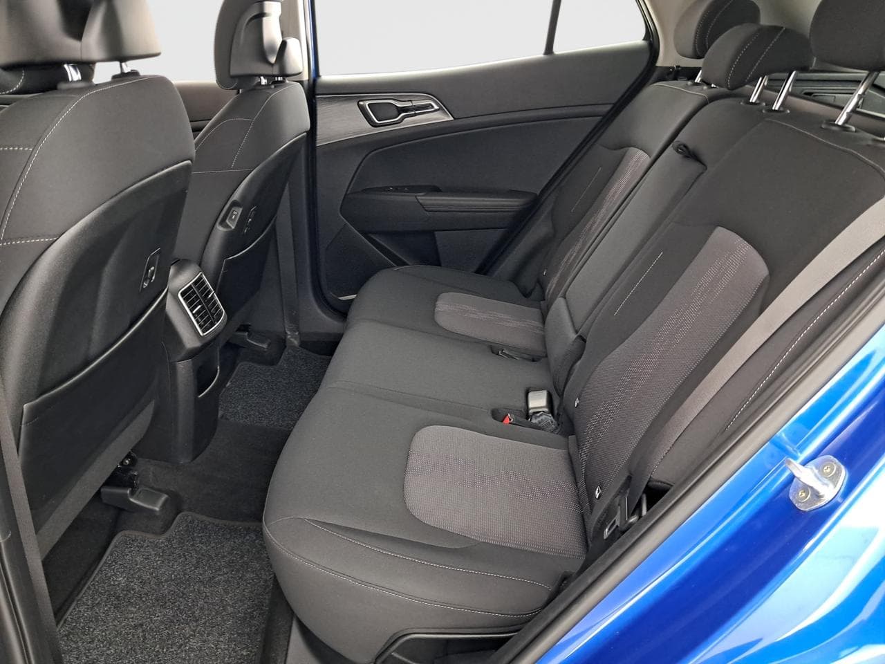 2023 Kia SPORTAGE - 15