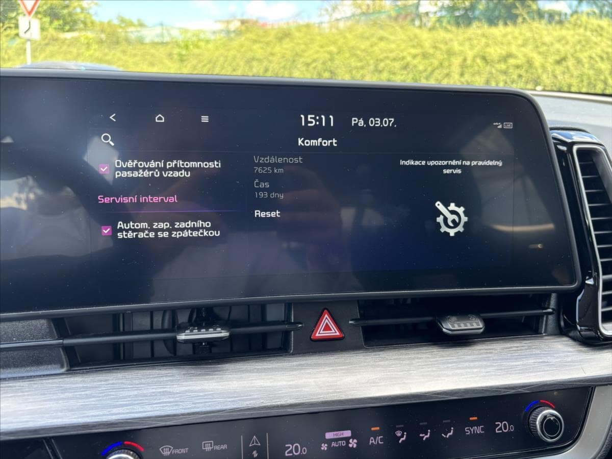 2023 Kia SPORTAGE - 20