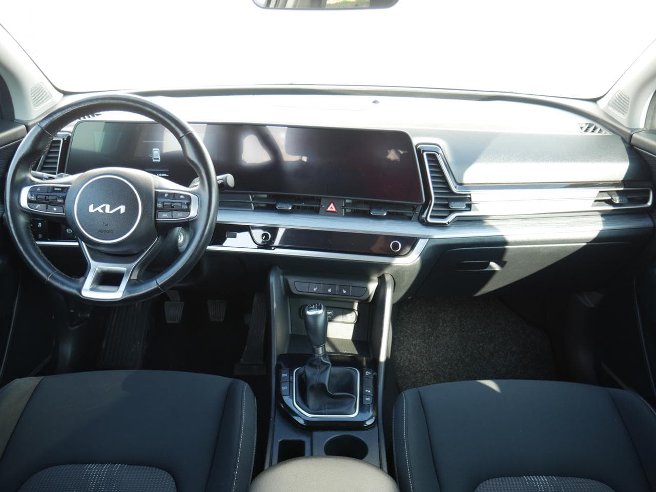 2022 Kia SPORTAGE - 8