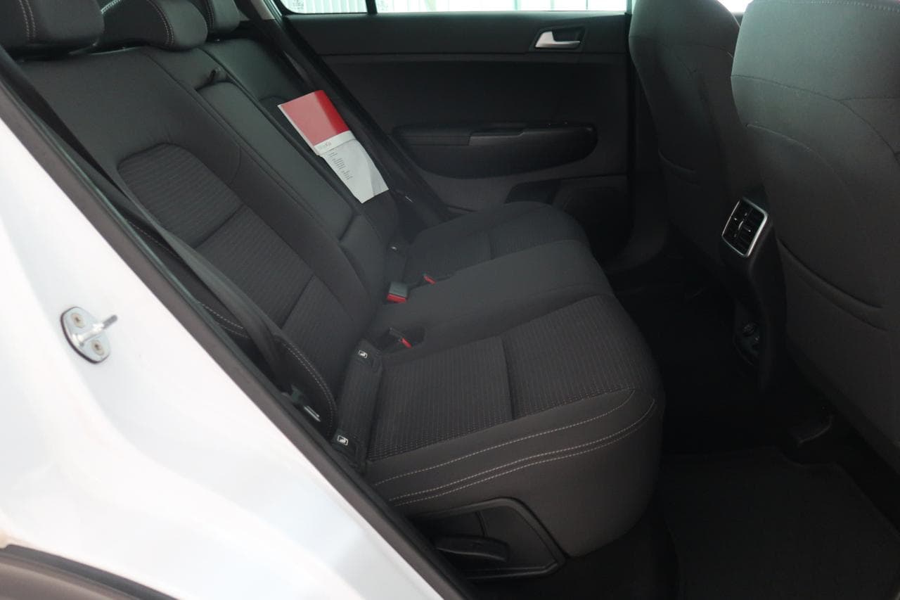 2017 Kia SPORTAGE - 13