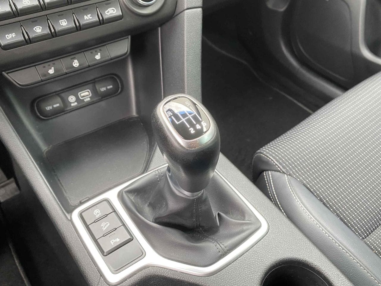 2016 Kia SPORTAGE - 16