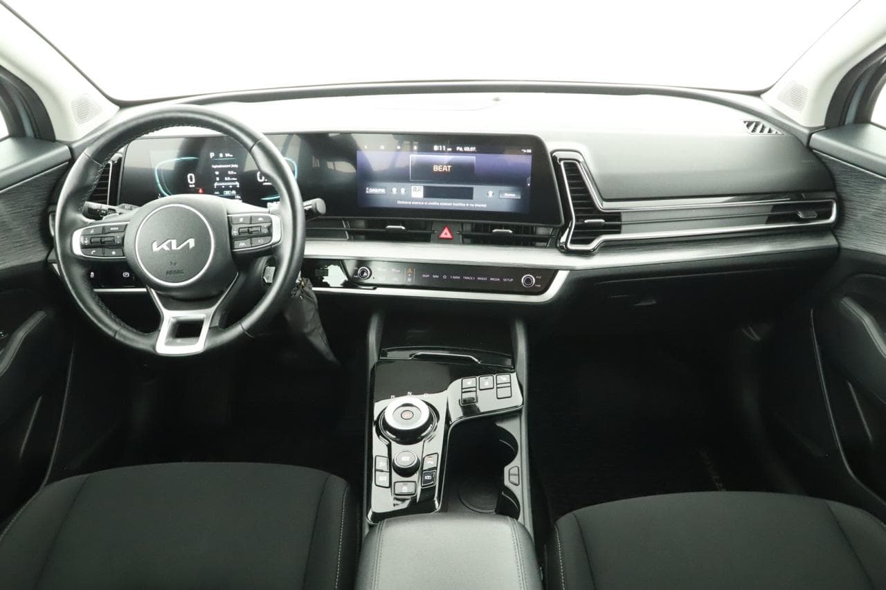 2023 Kia SPORTAGE - 9