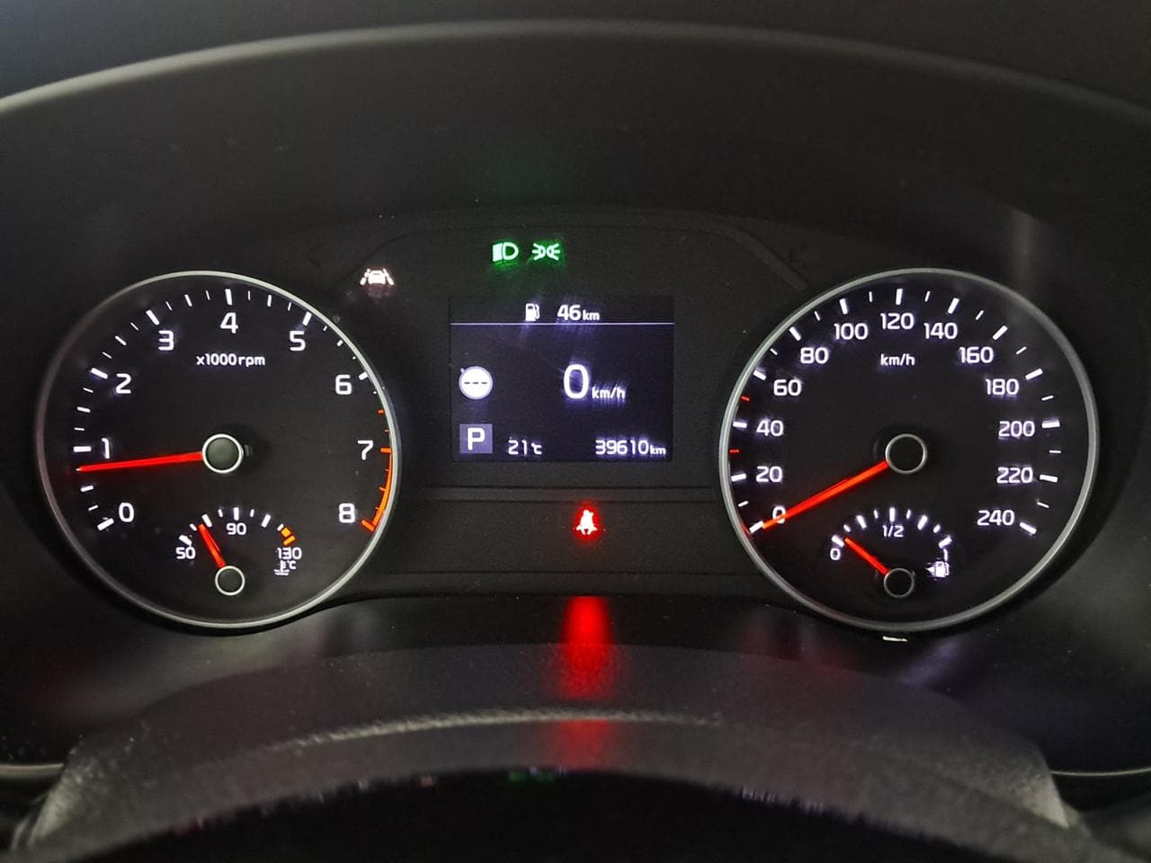 2022 Kia SPORTAGE - 17