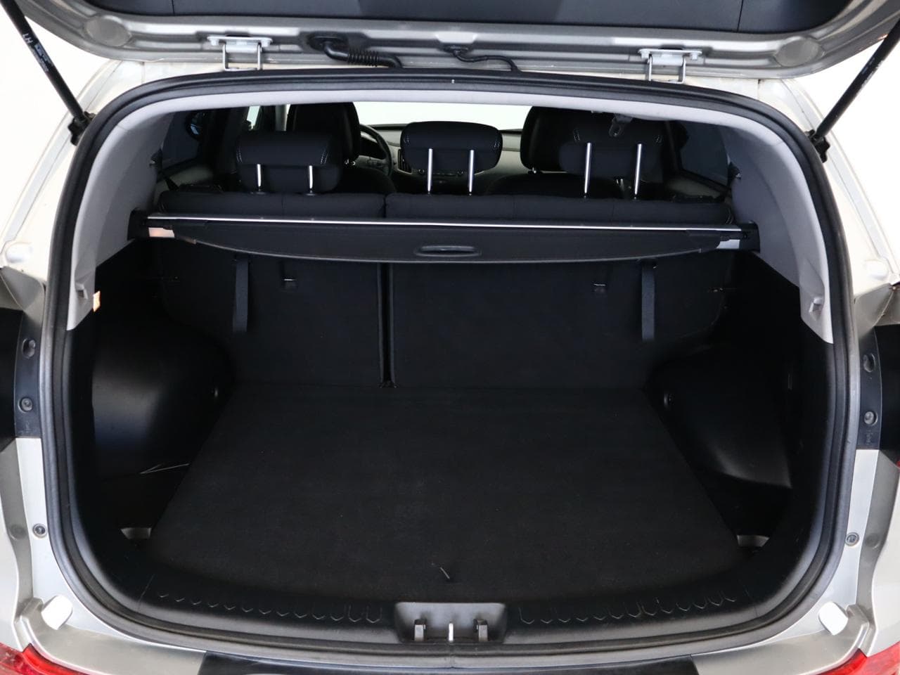 2012 Kia SPORTAGE - 17