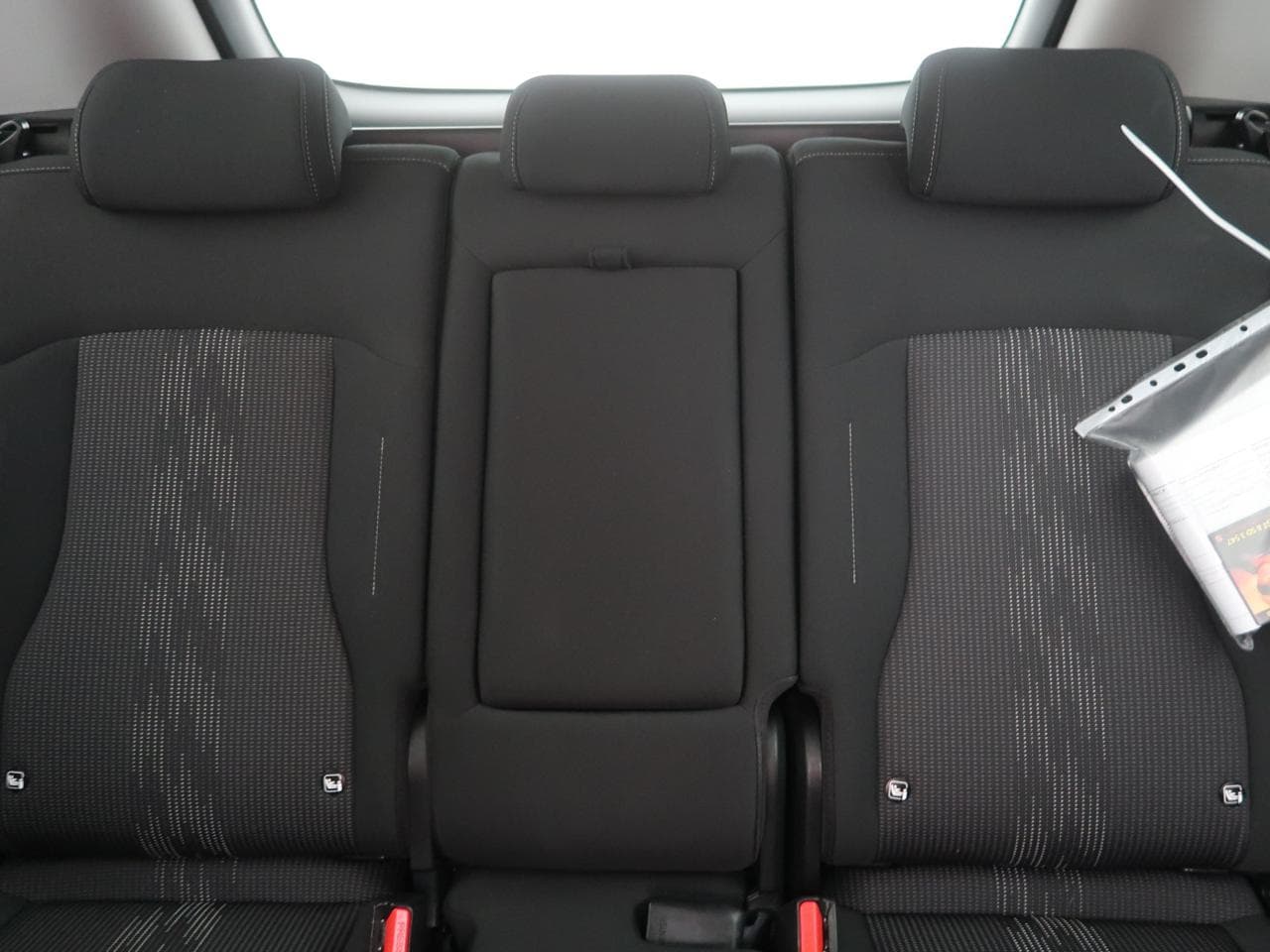 2023 Kia SPORTAGE - 14