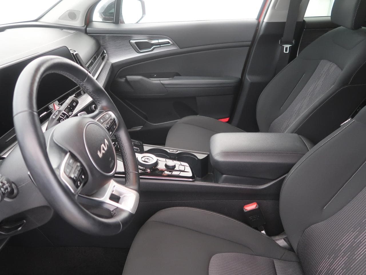 2023 Kia SPORTAGE - 16