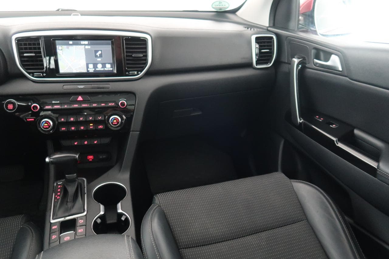 2019 Kia SPORTAGE - 11