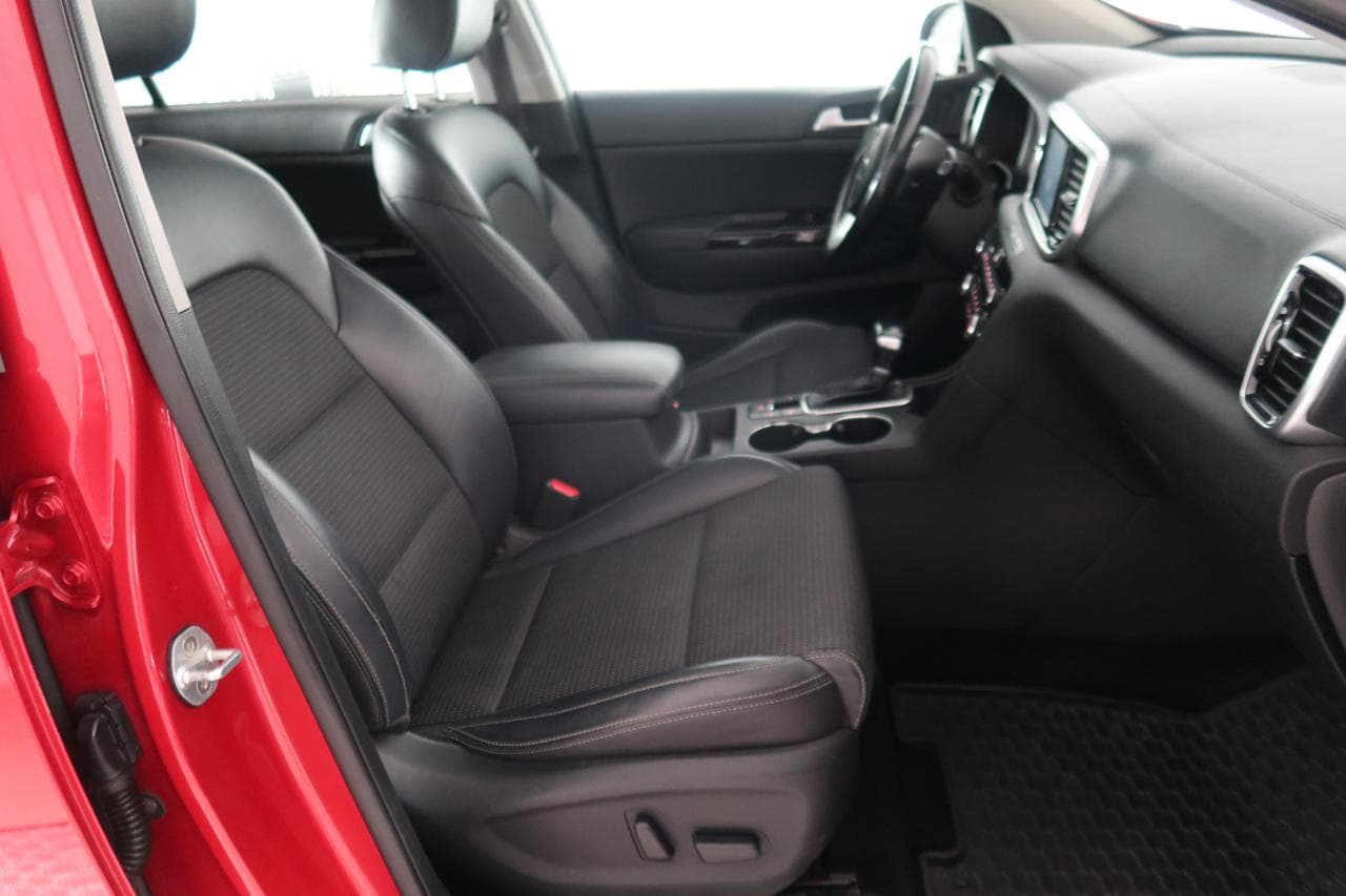 2019 Kia SPORTAGE - 12