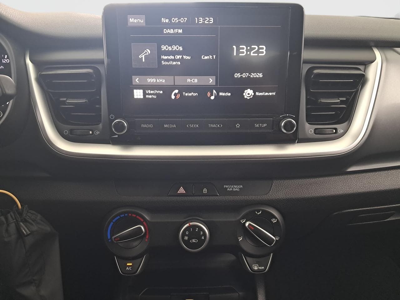 2023 Kia STONIC - 18