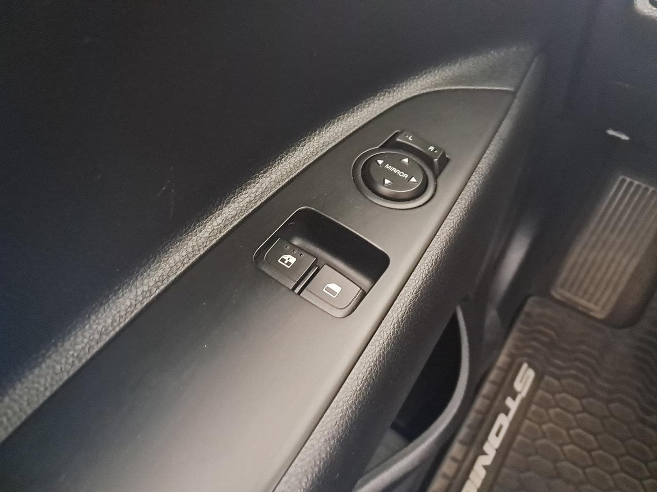 2023 Kia STONIC - 20