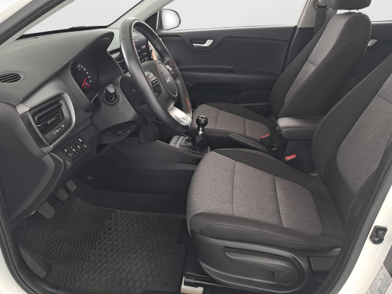 2023 Kia STONIC - 16