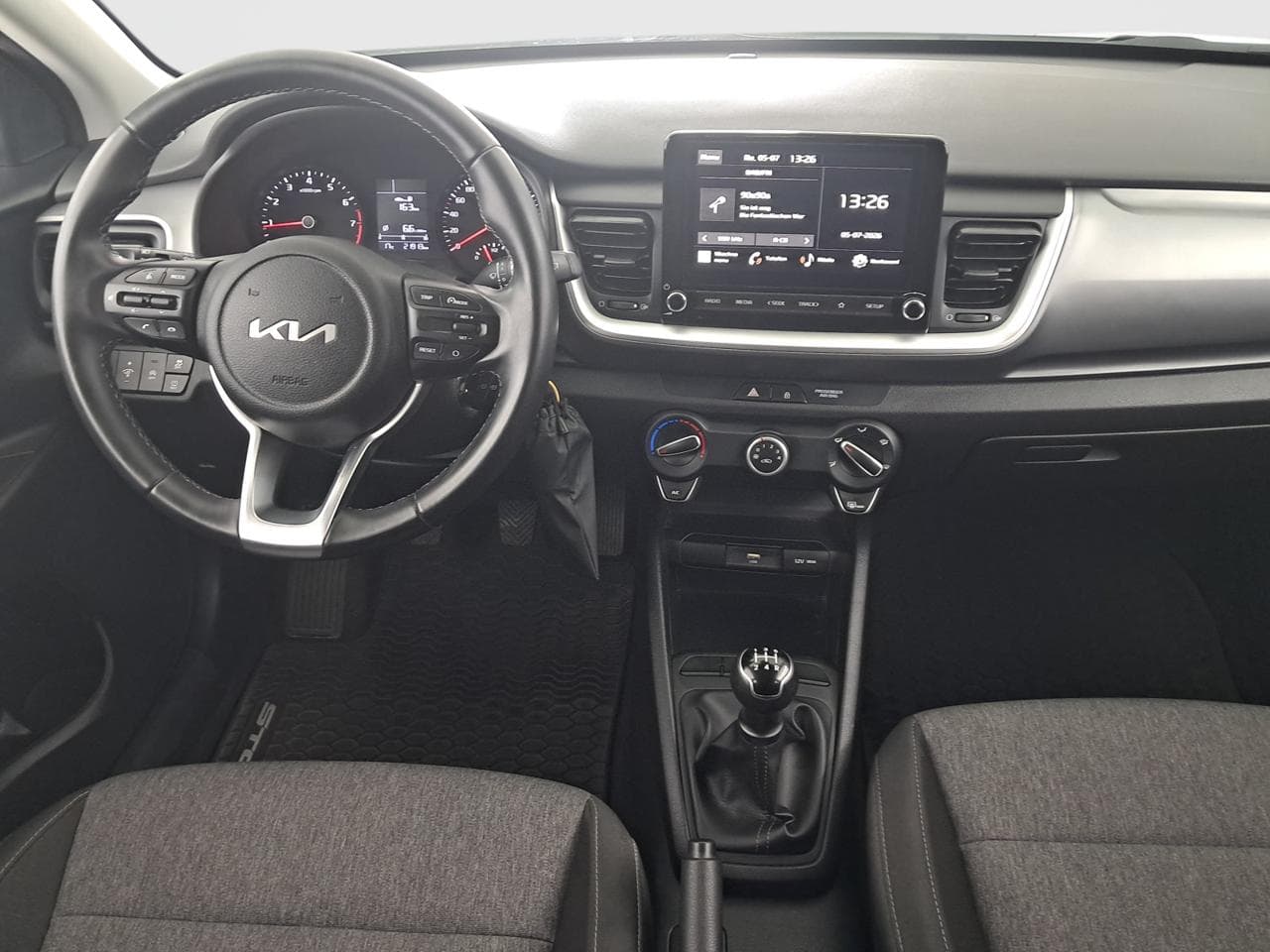 2023 Kia STONIC - 10