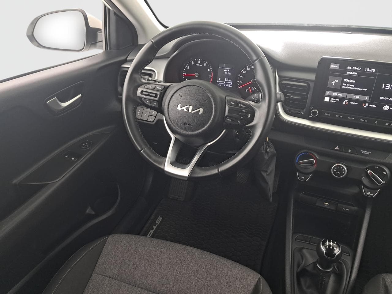 2023 Kia STONIC - 9
