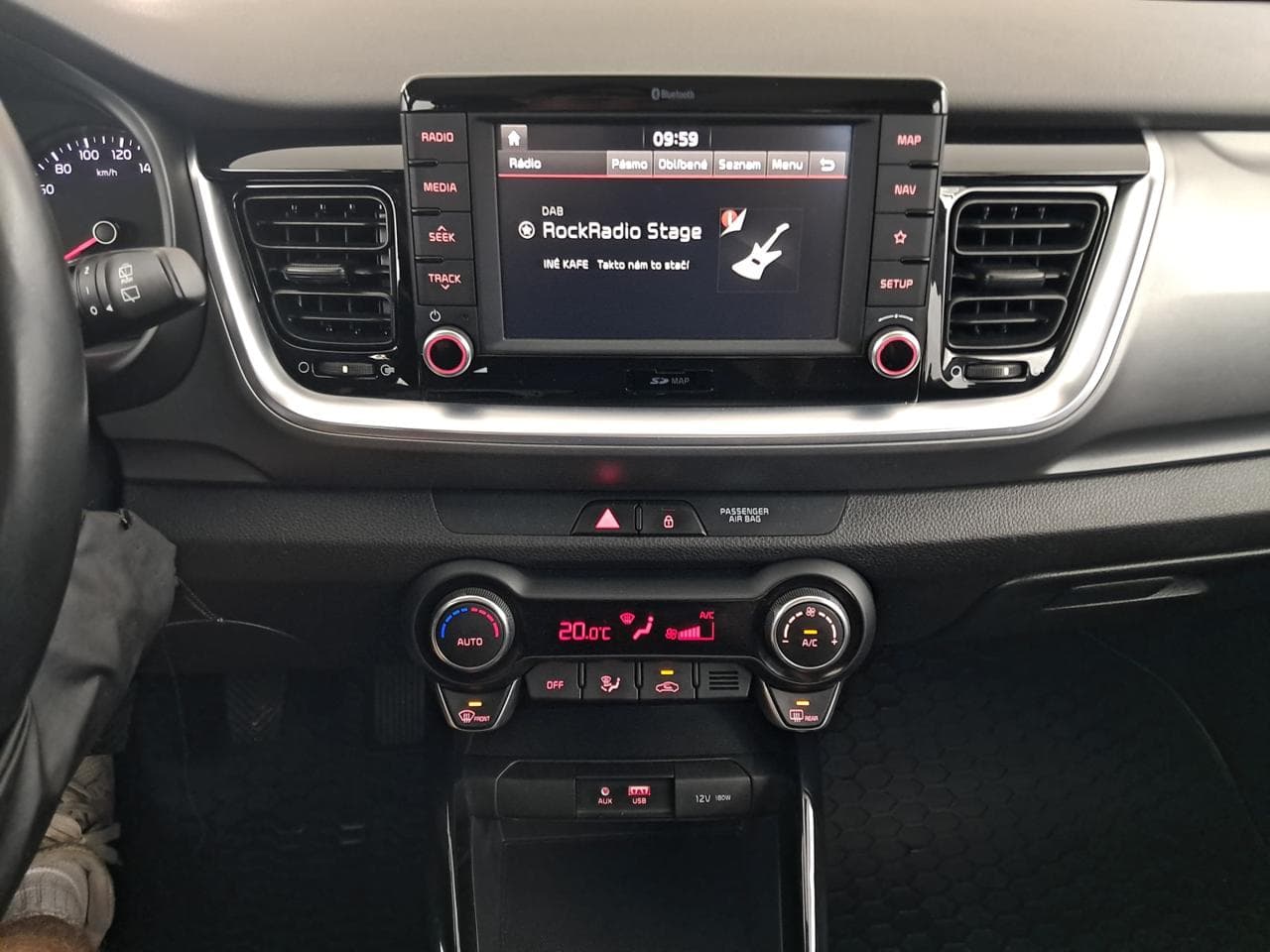 2020 Kia STONIC - 18