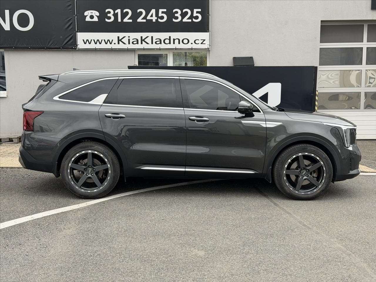 2026 Kia SORENTO - 4