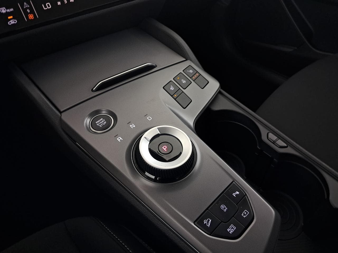 2026 Kia SPORTAGE - 19