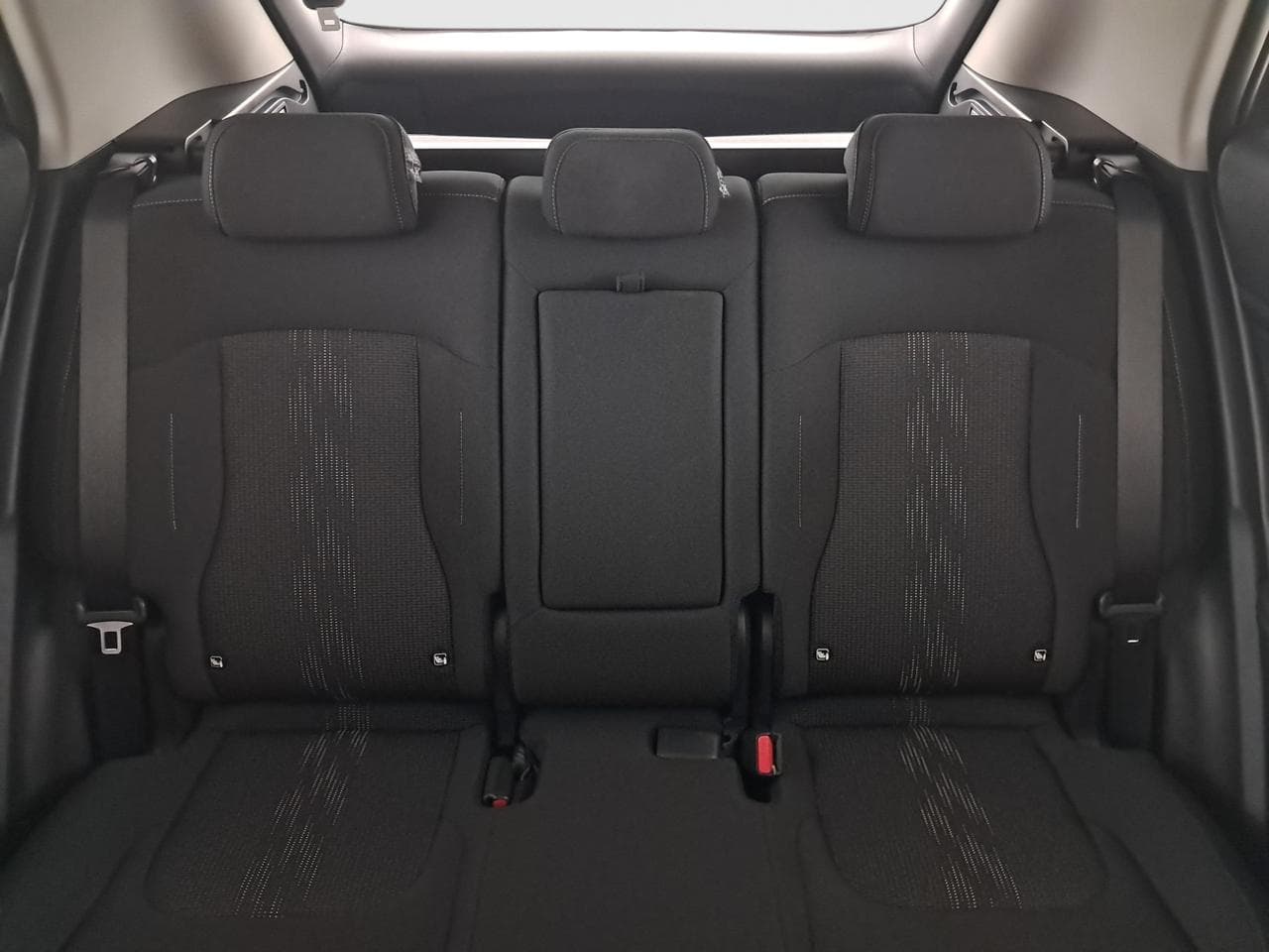2026 Kia SPORTAGE - 14