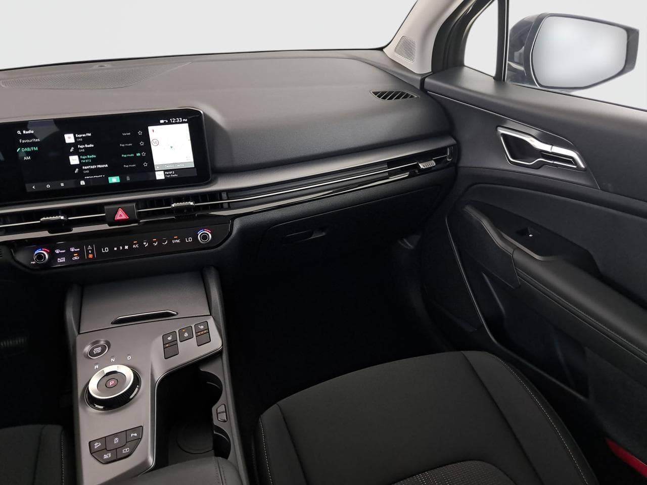 2026 Kia SPORTAGE - 11