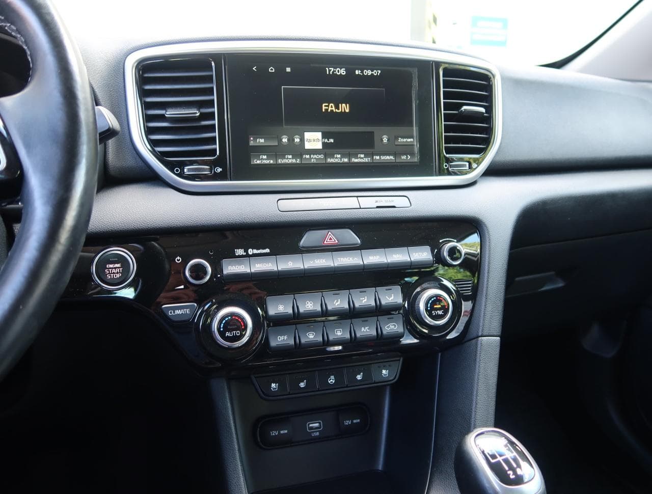 2019 Kia SPORTAGE - 18