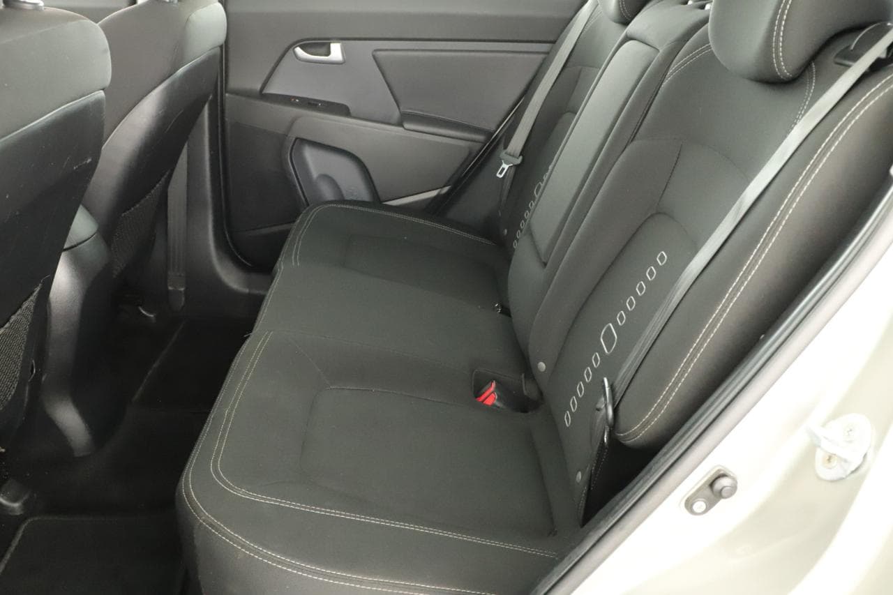 2012 Kia SPORTAGE - 12