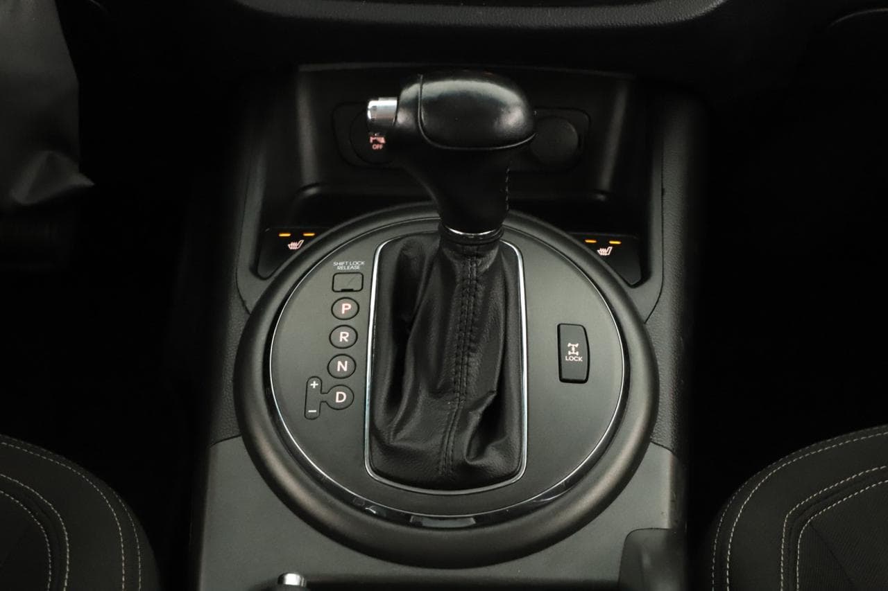 2012 Kia SPORTAGE - 17